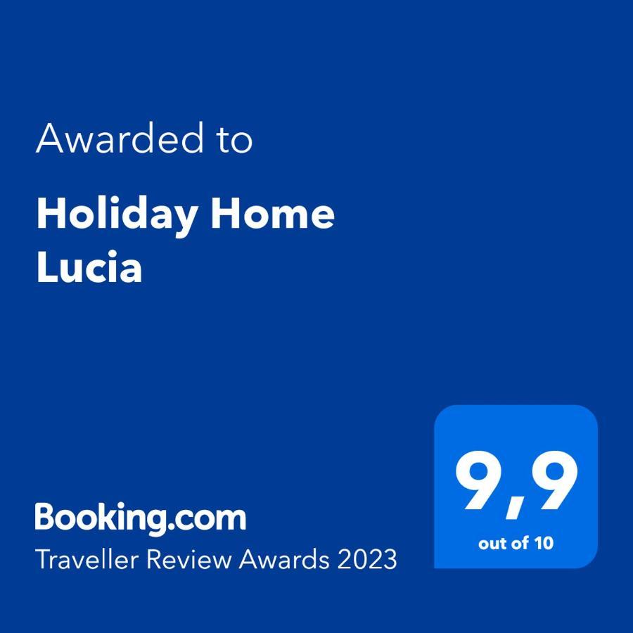 Holiday Home Lucia Lozovac Bagian luar foto