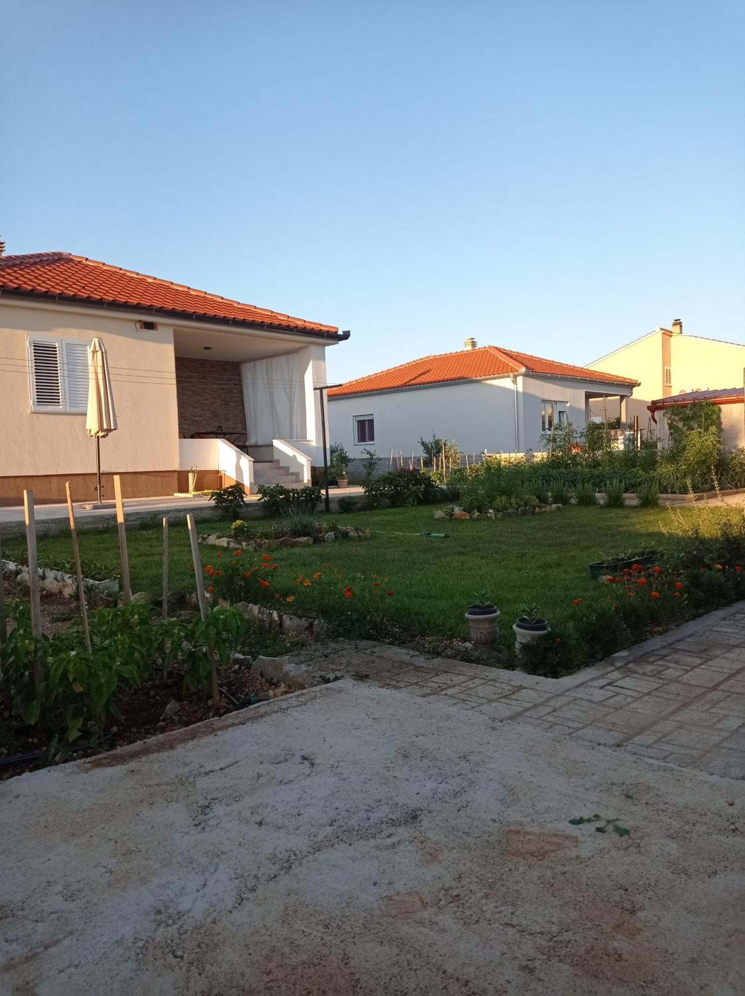 Holiday Home Lucia Lozovac Bagian luar foto