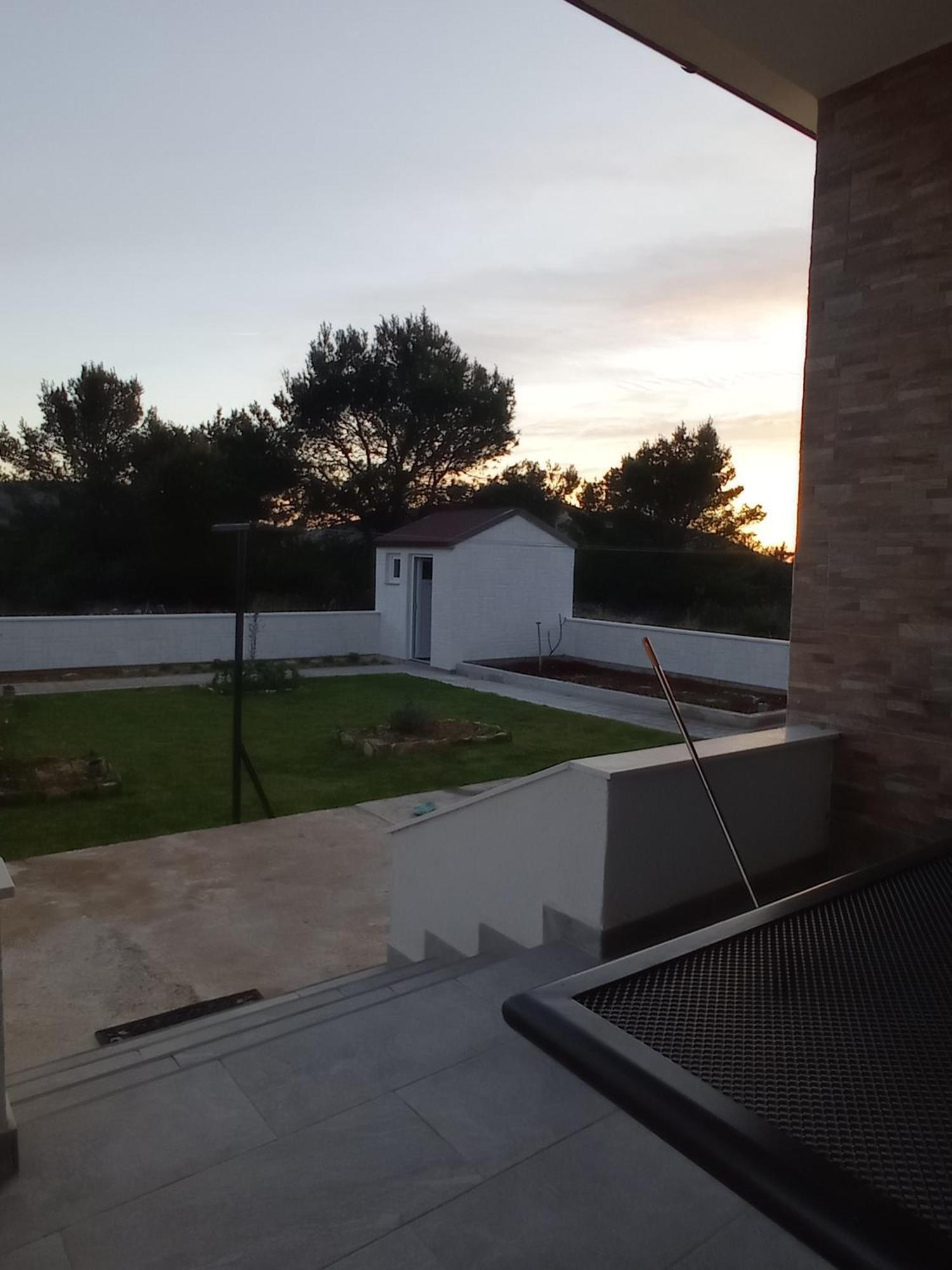 Holiday Home Lucia Lozovac Bagian luar foto